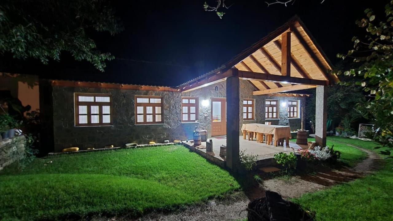 Bujtina Peshtan Guesthouse&Camping Tepelene Exterior photo