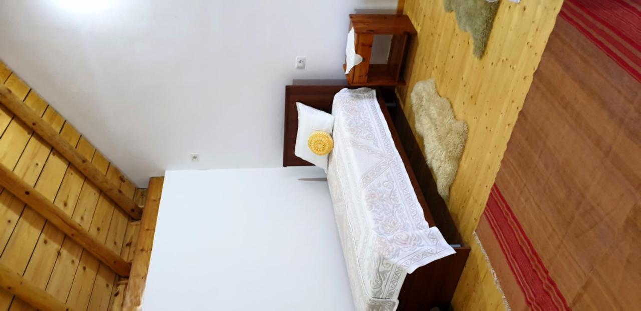 Bujtina Peshtan Guesthouse&Camping Tepelene Exterior photo